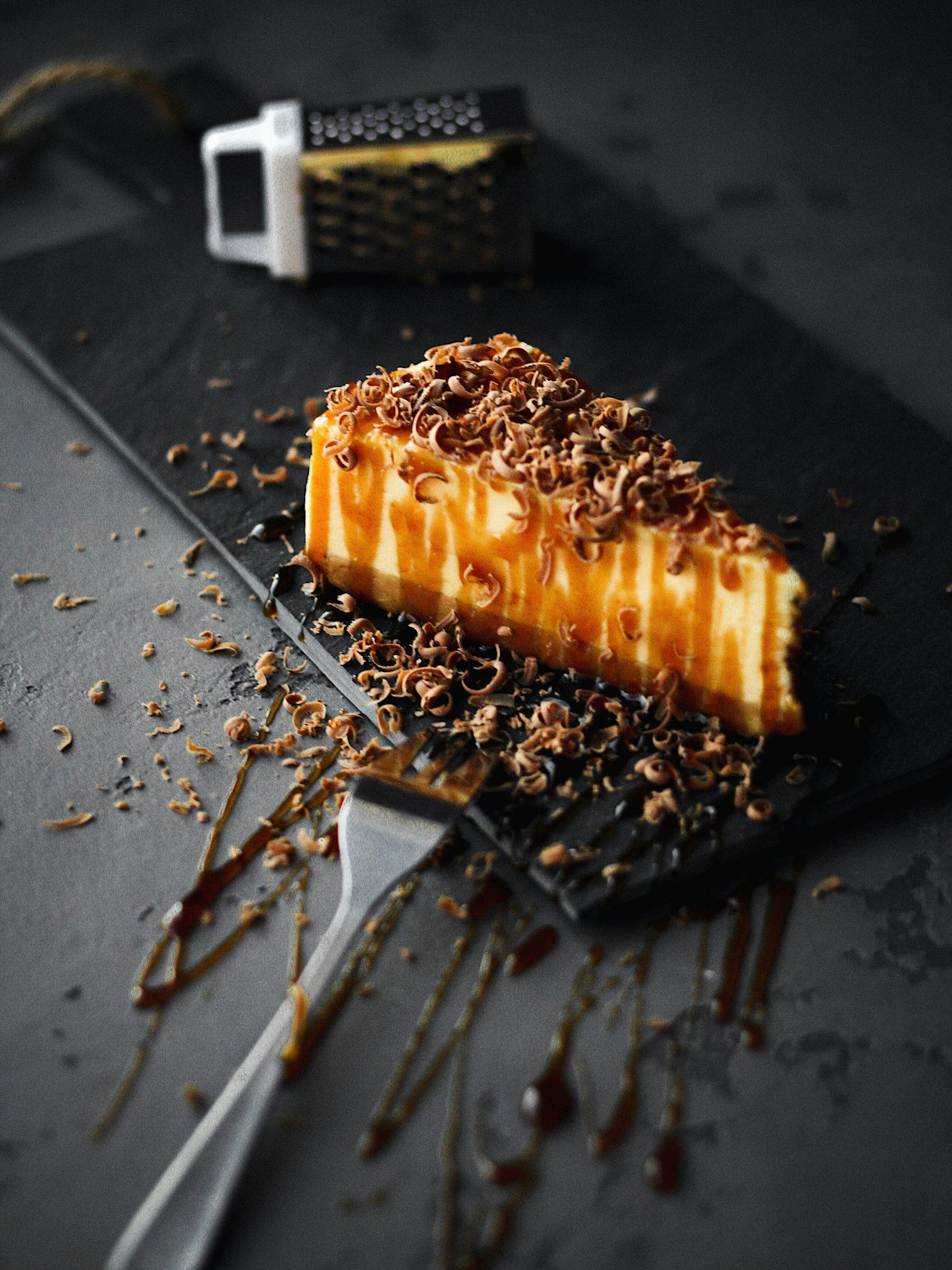 Caramel cake slice